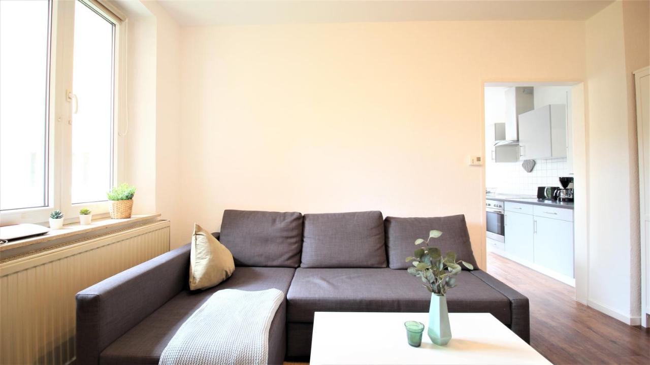 Zentral Wohnen - Inkl. Privatem Stellplatz Apartment Wurzburg Ngoại thất bức ảnh